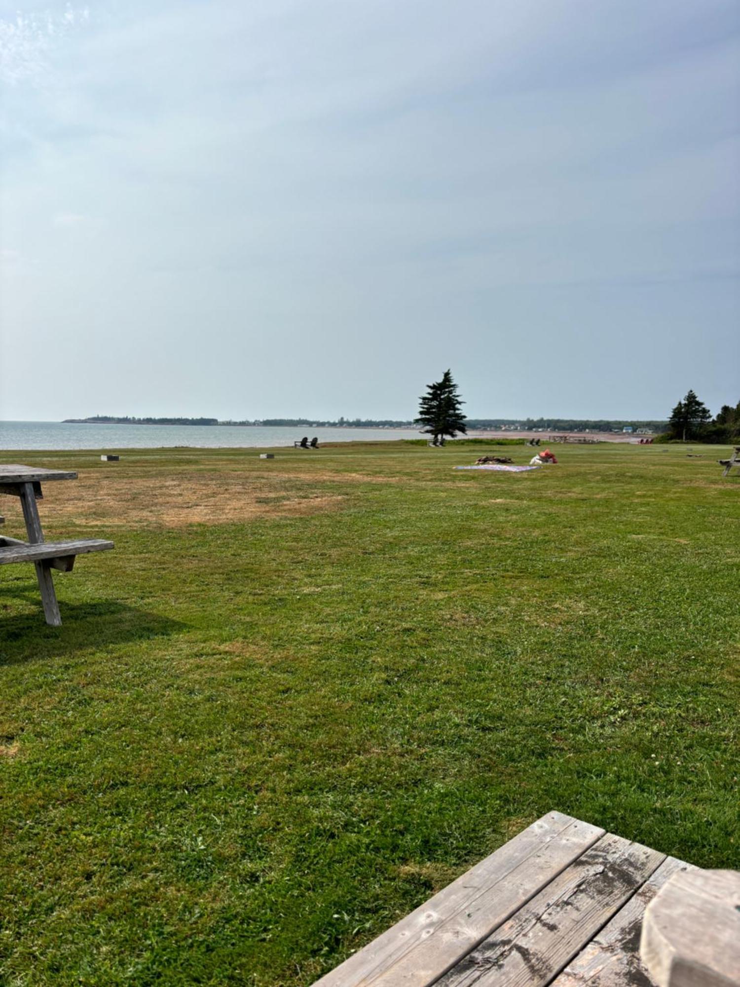 Cottages On Pei-Oceanfront Bedeque Exterior foto