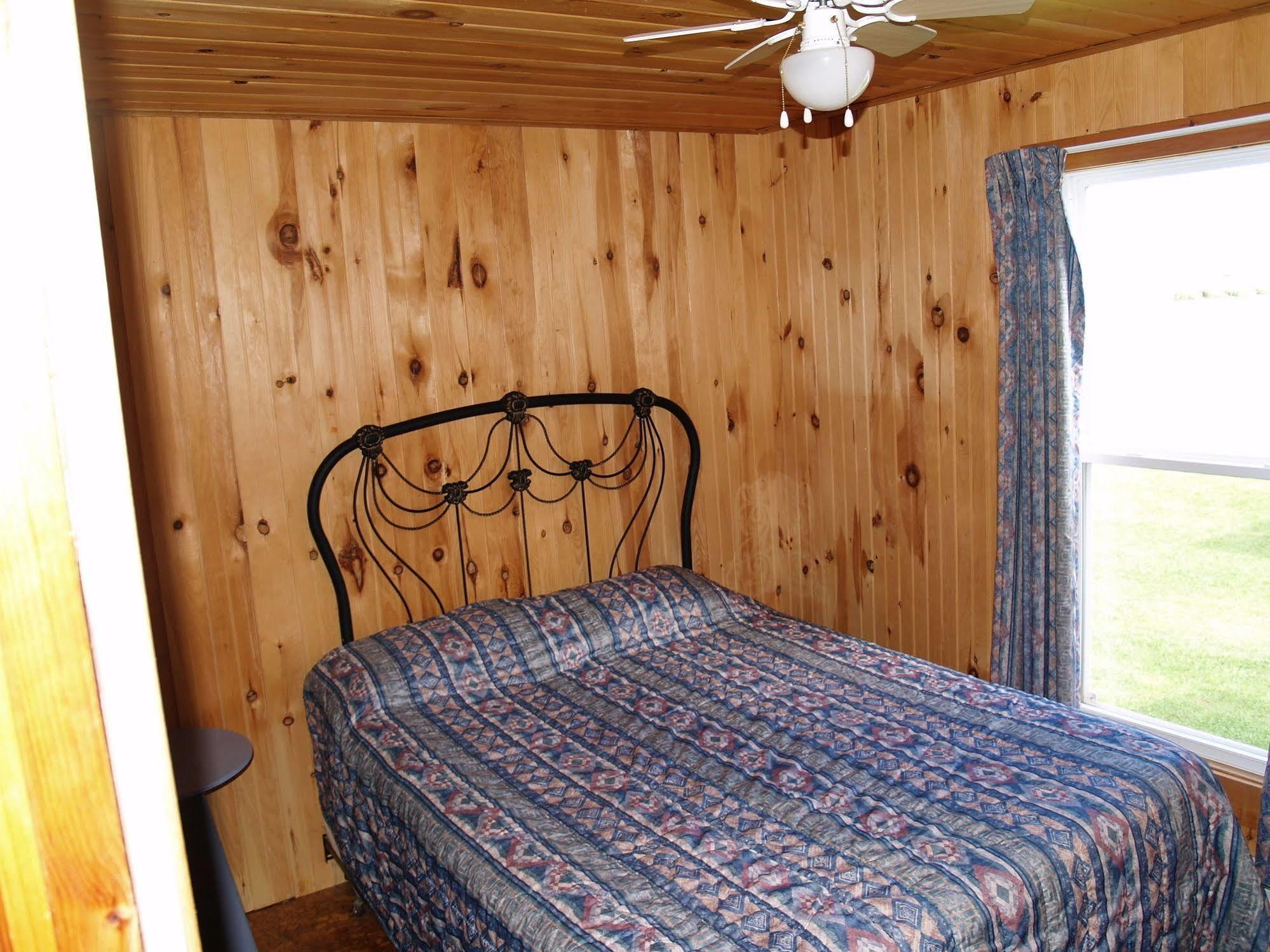 Cottages On Pei-Oceanfront Bedeque Exterior foto