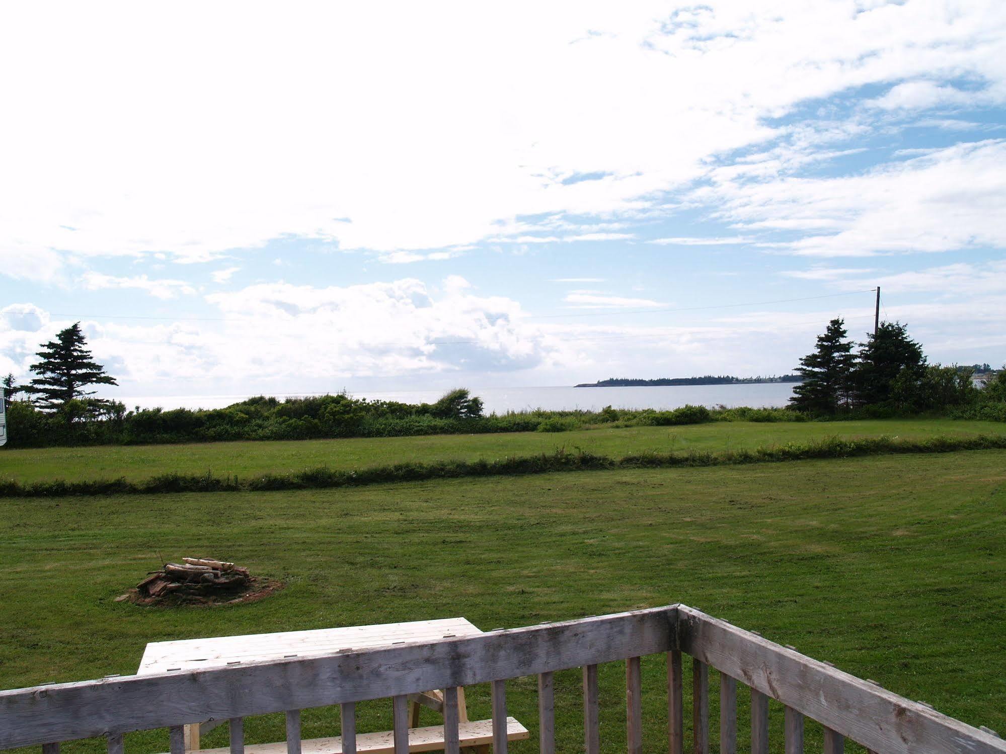 Cottages On Pei-Oceanfront Bedeque Exterior foto